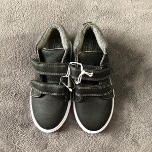 NWT Cat & Jack hightop sneakers, toddler 10
